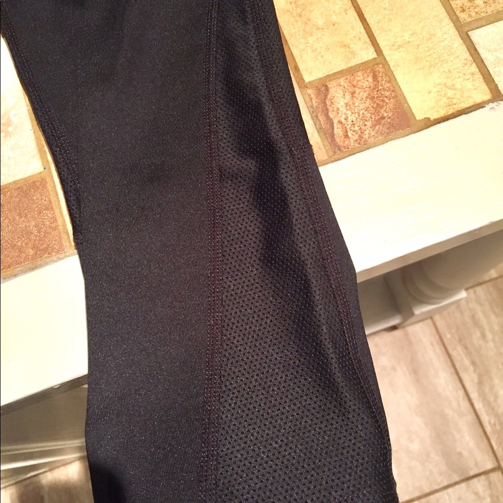 Nike crop leggings black medium NWOT - Picture 5 of 10
